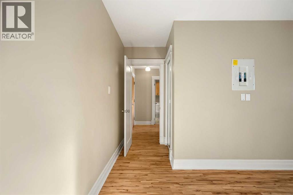 Single Family House for Sale in    Avenue SW Mission Calgary 