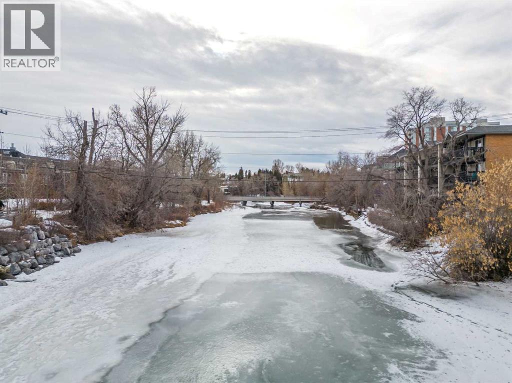 Single Family House for Sale in    Avenue SW Mission Calgary 