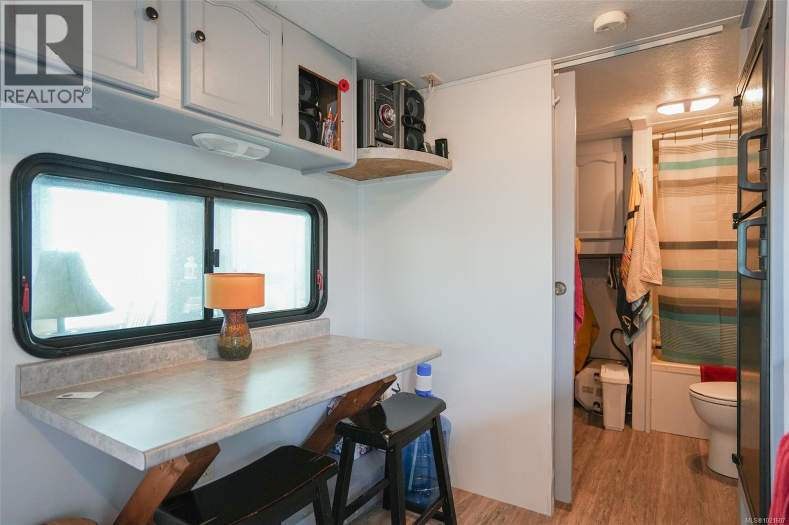 1098 Sixth Ave, Ucluelet