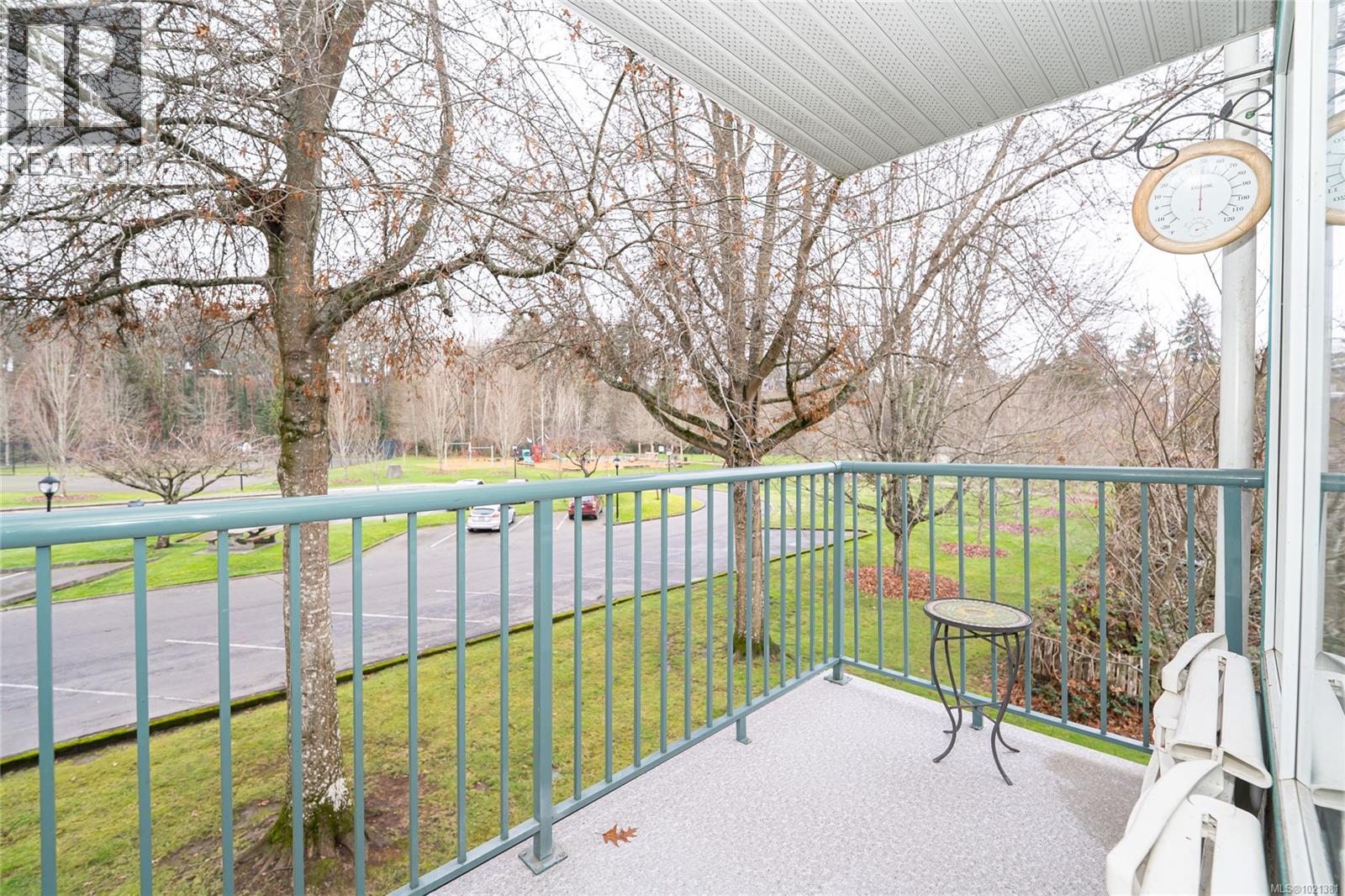 302 275 First St, Duncan