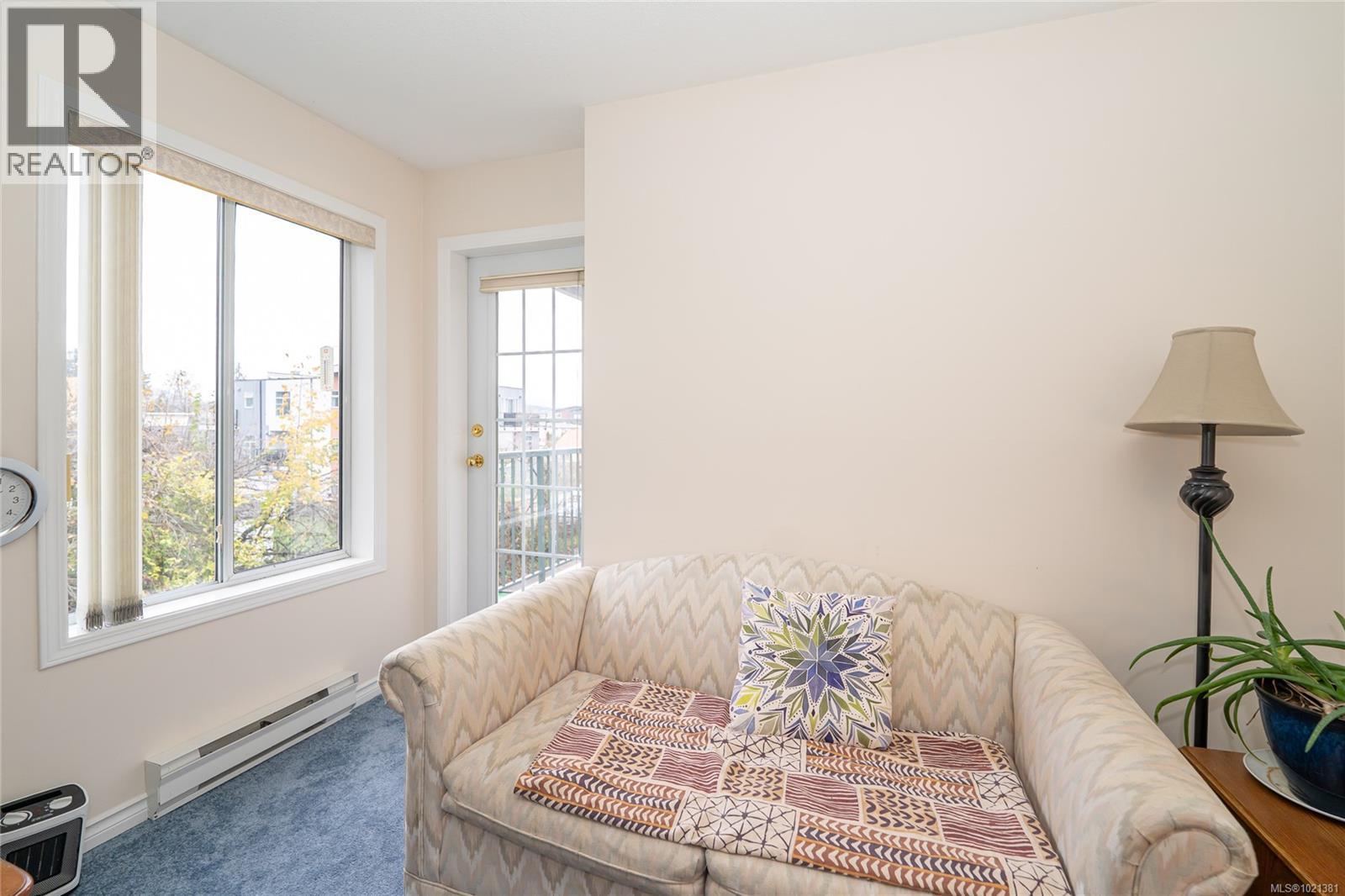 302 275 First St, Duncan