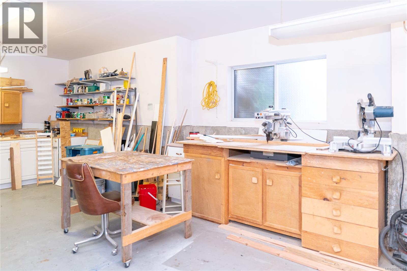 302 275 First St, Duncan