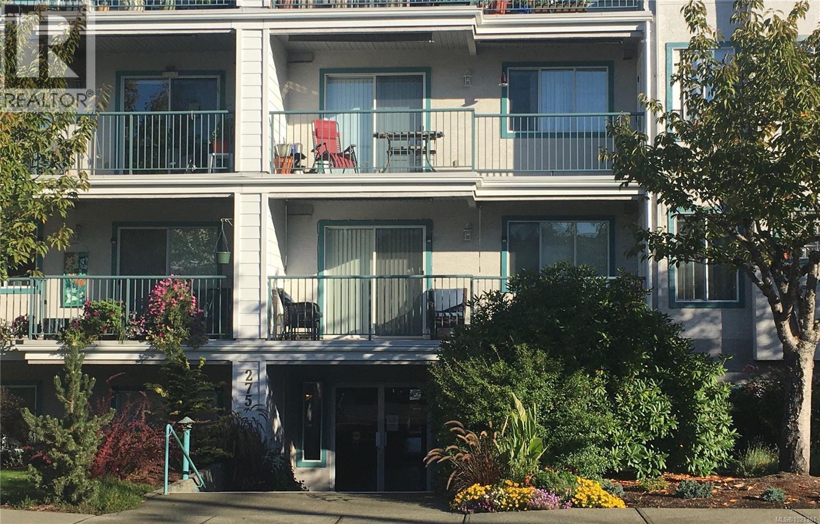 302 275 First St, Duncan