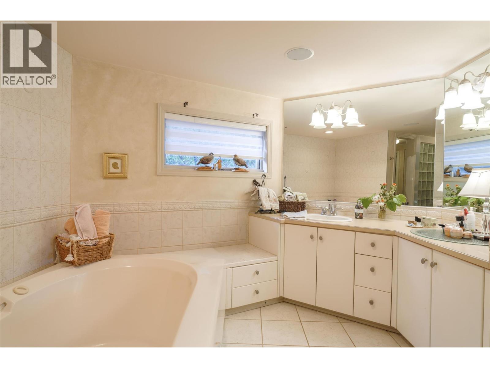 14038 Ponderosa Way - 13