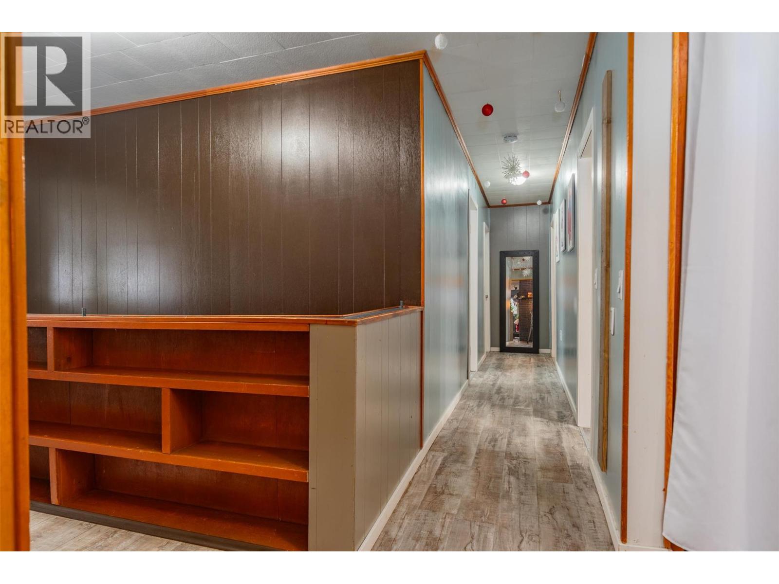 701 10th Avenue, Castlegar