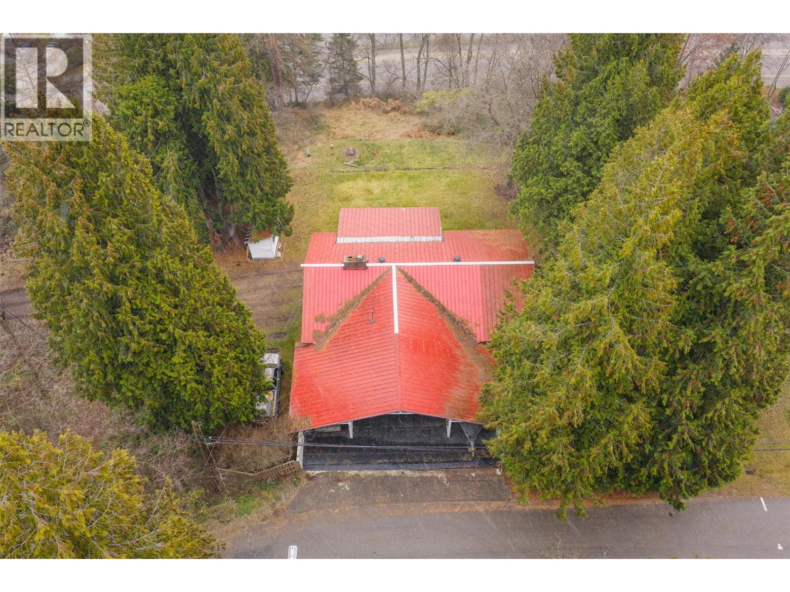 701 10th Avenue, Castlegar