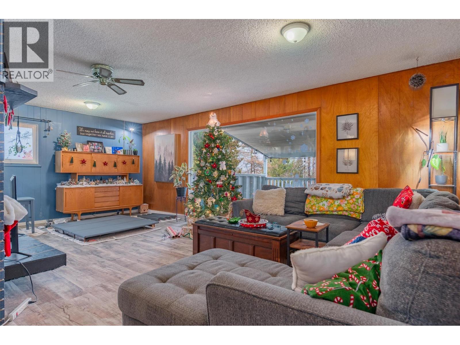 701 10th Avenue, Castlegar