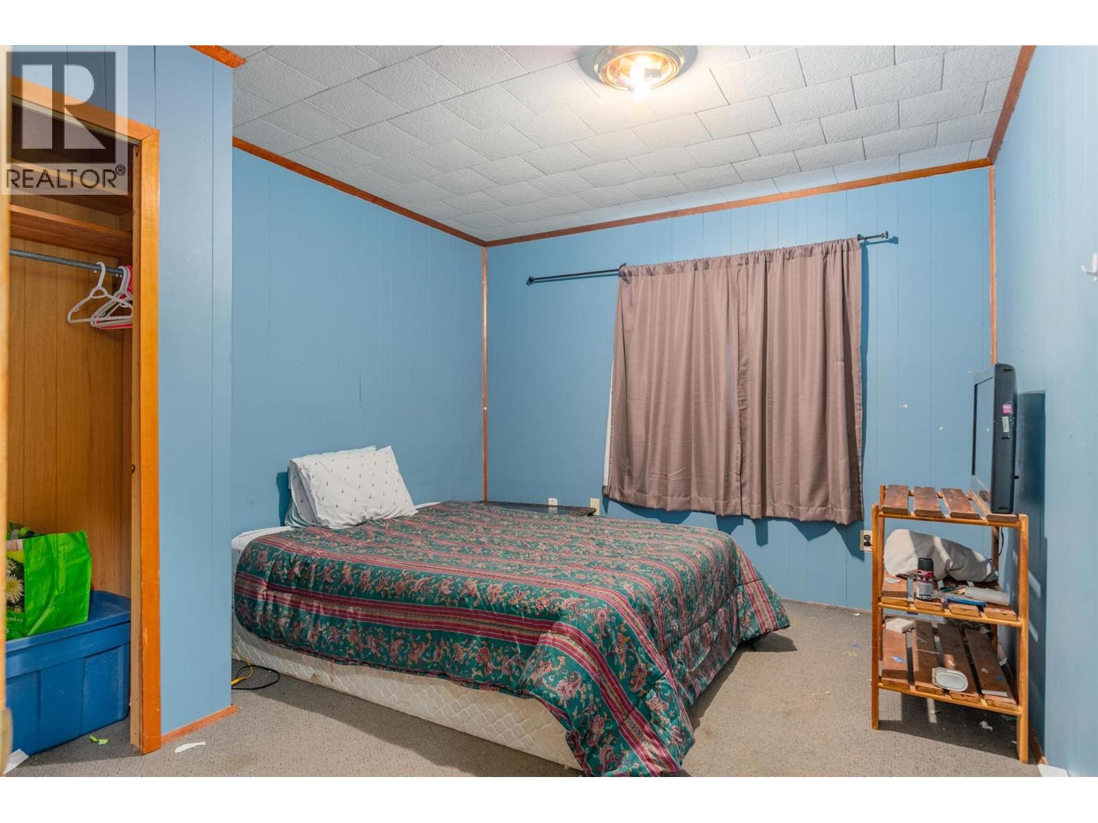 701 10th Avenue, Castlegar