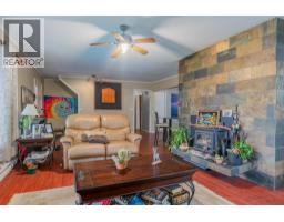 701 10th Avenue, Castlegar, BC V1N1K8 Photo 35