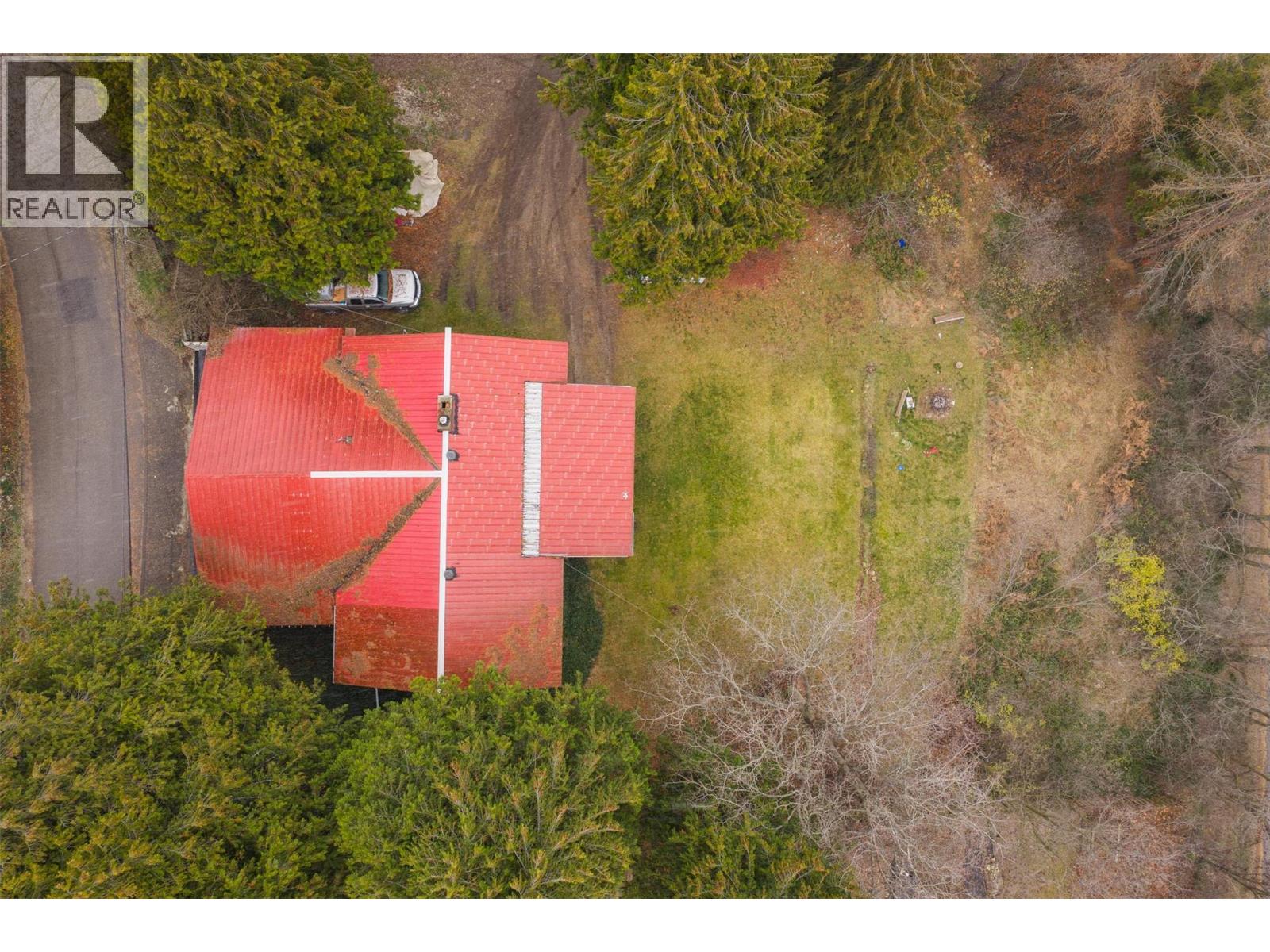 701 10th Avenue, Castlegar