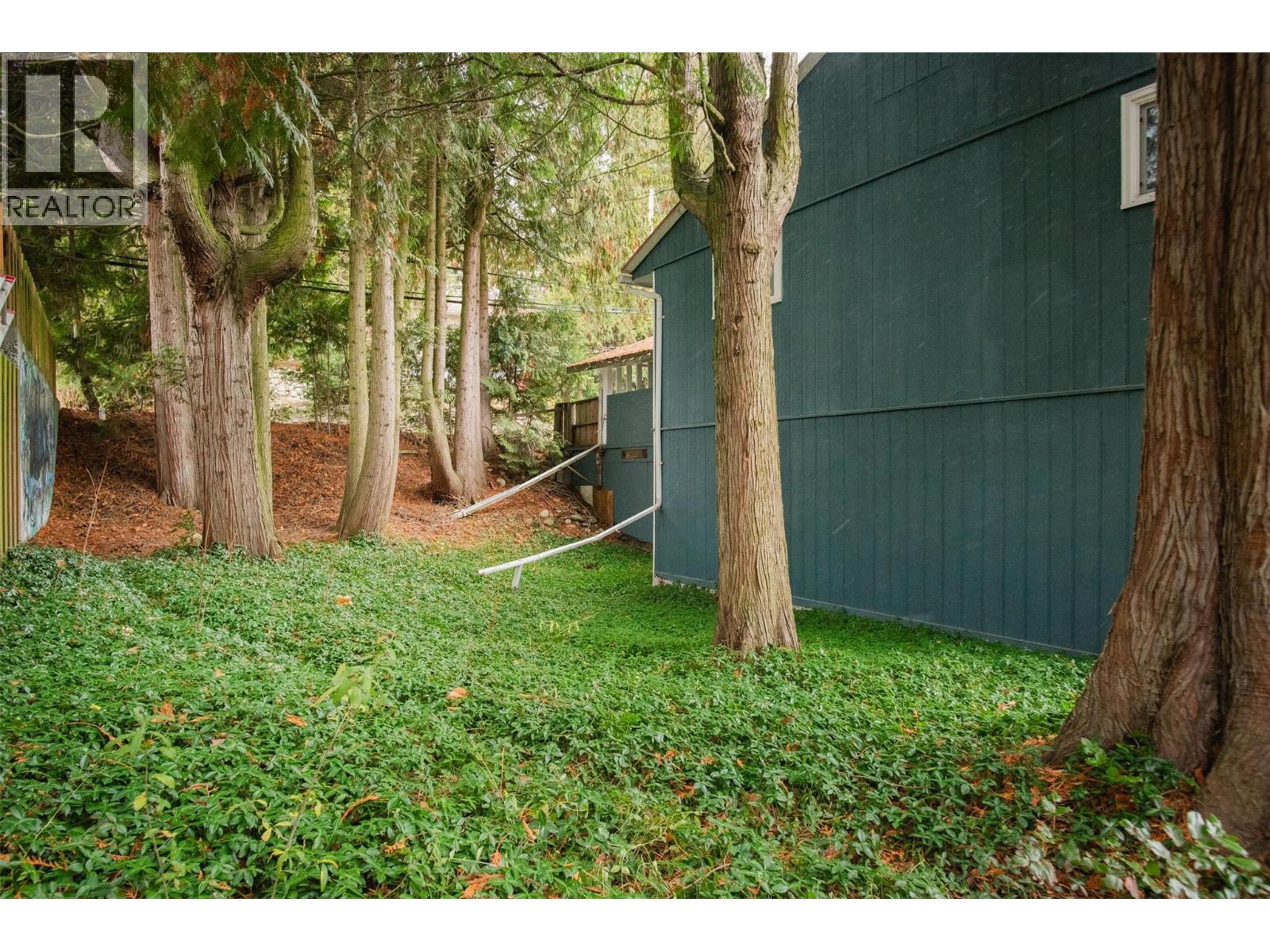 701 10th Avenue, Castlegar