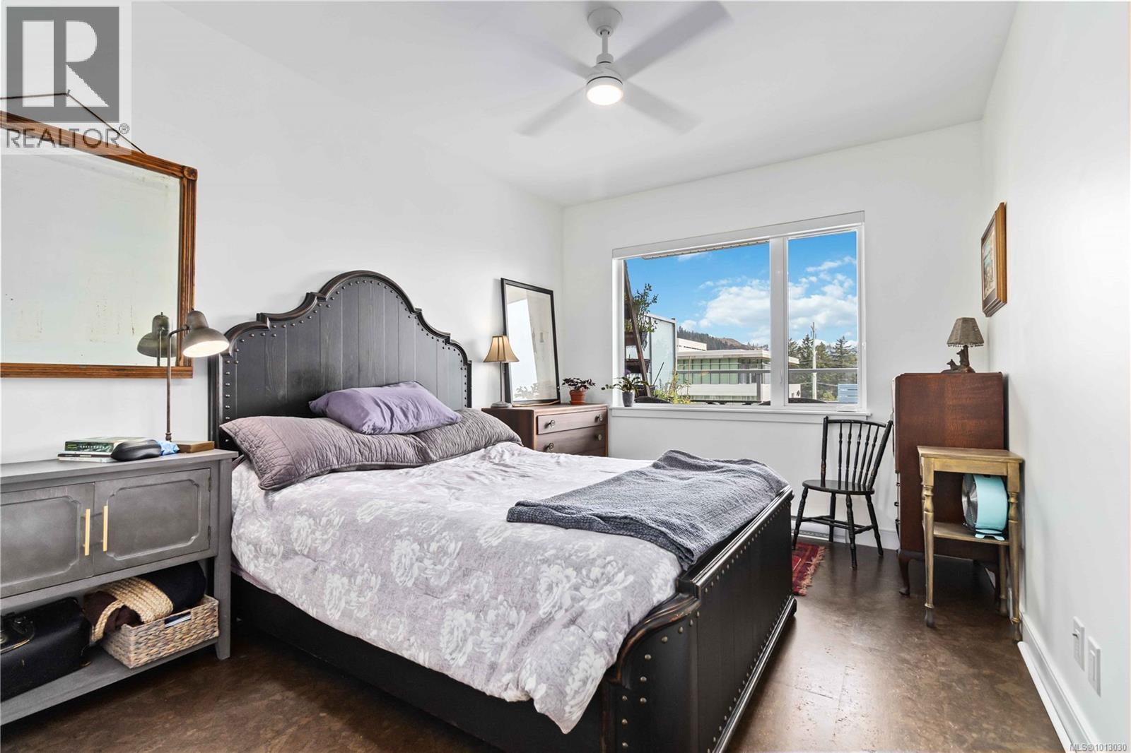 310 1311 Lakepoint Way, Langford