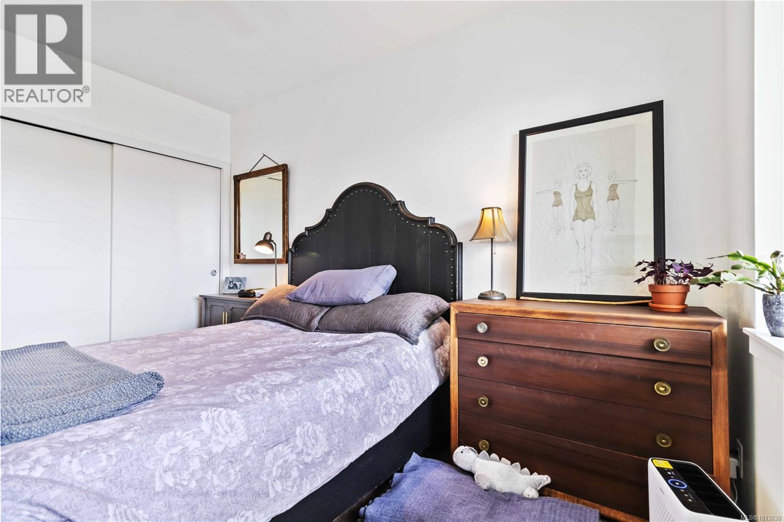 310 1311 Lakepoint Way, Langford