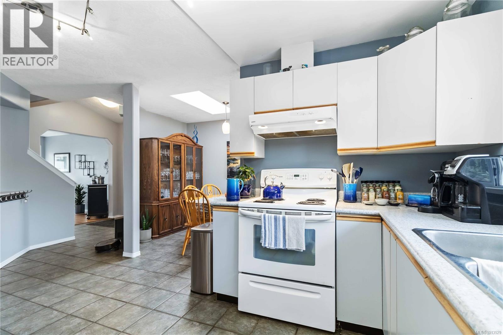 6598 Felderhof Rd, Sooke