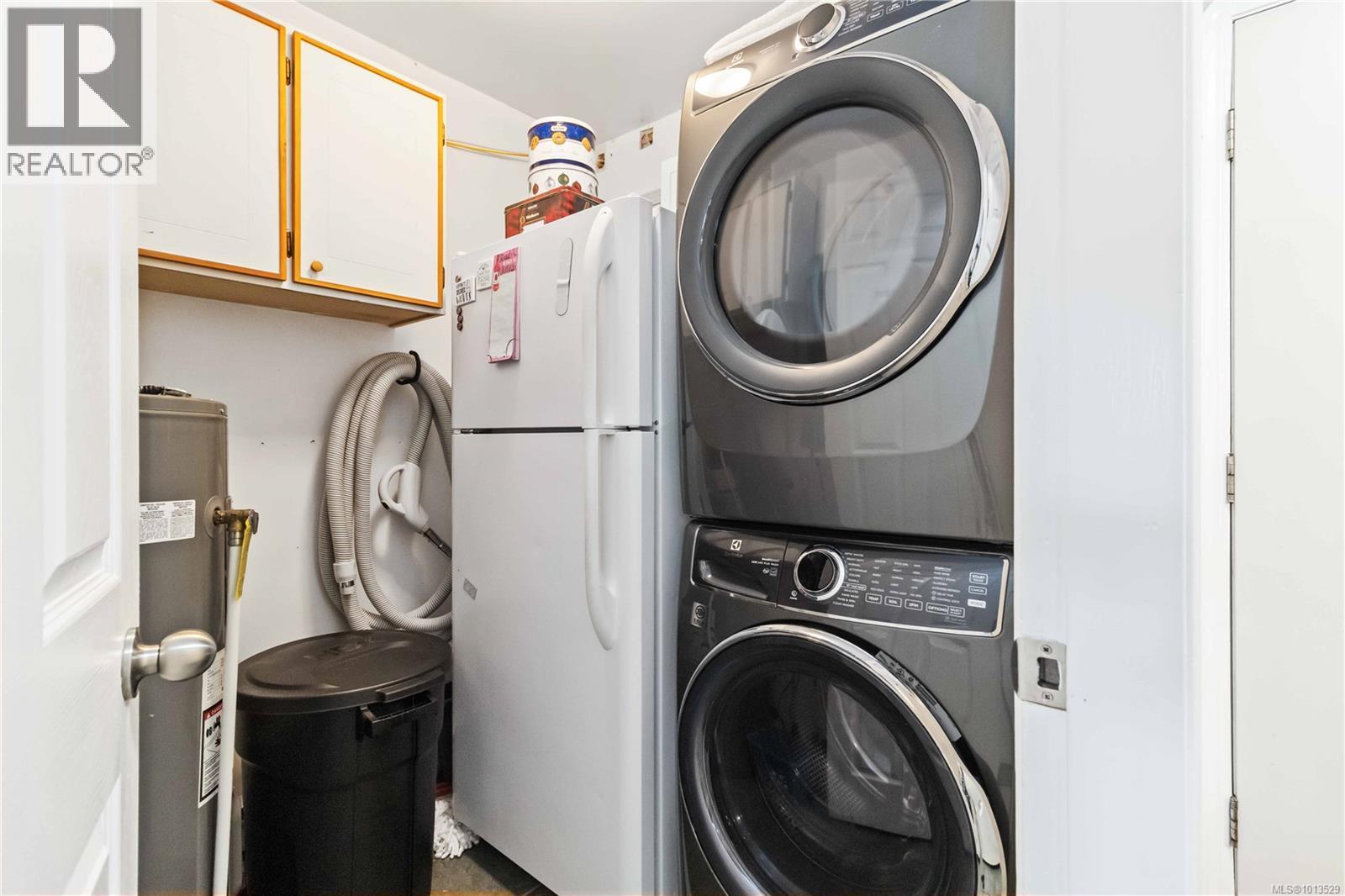 6598 Felderhof Rd, Sooke