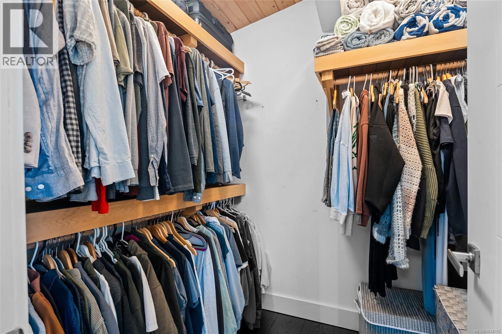 2405 Carpenter Rd, Sooke