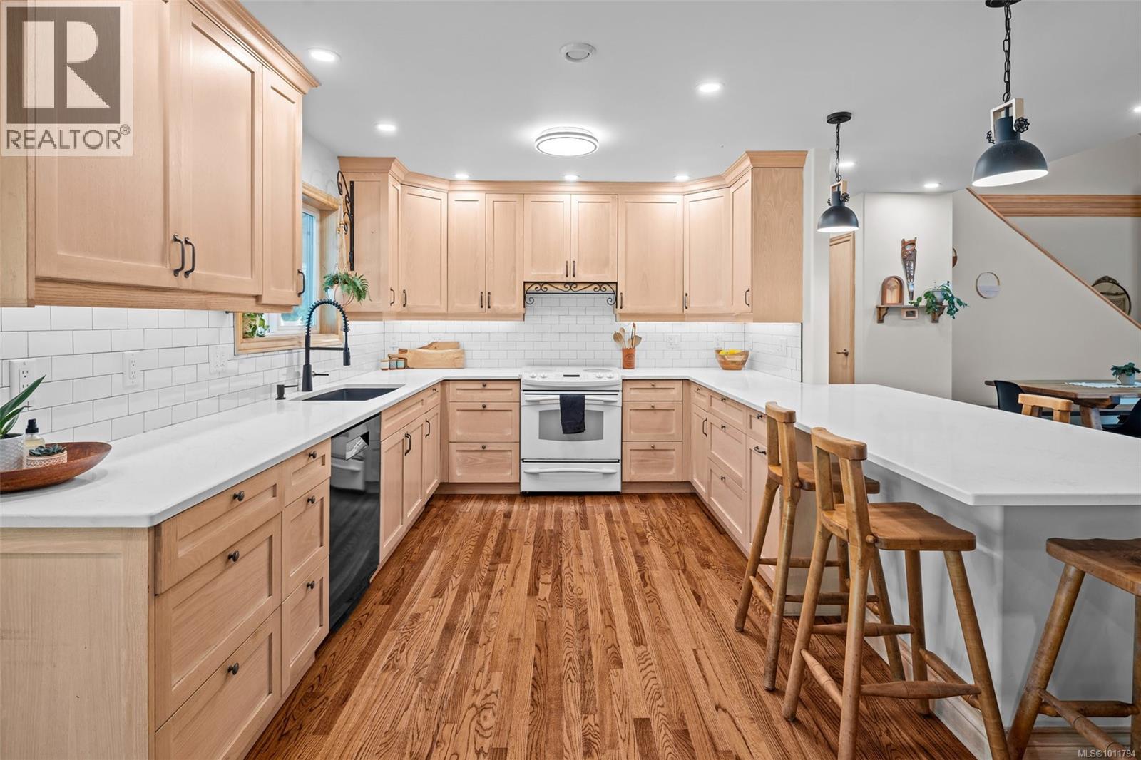 2845 Woodhaven Rd, Sooke