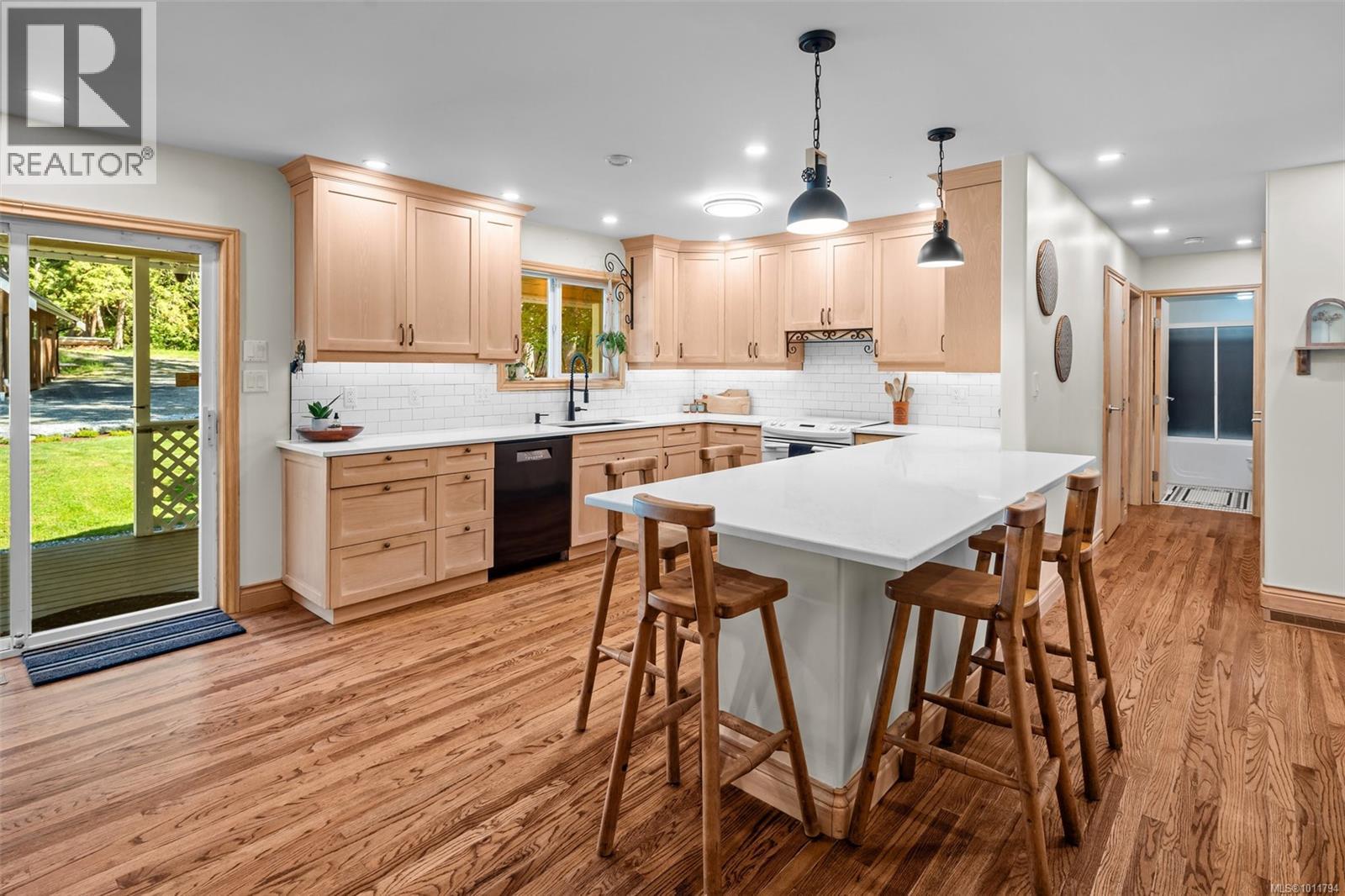 2845 Woodhaven Rd, Sooke