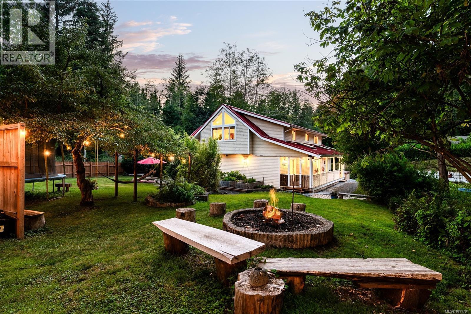 2845 Woodhaven Rd, Sooke