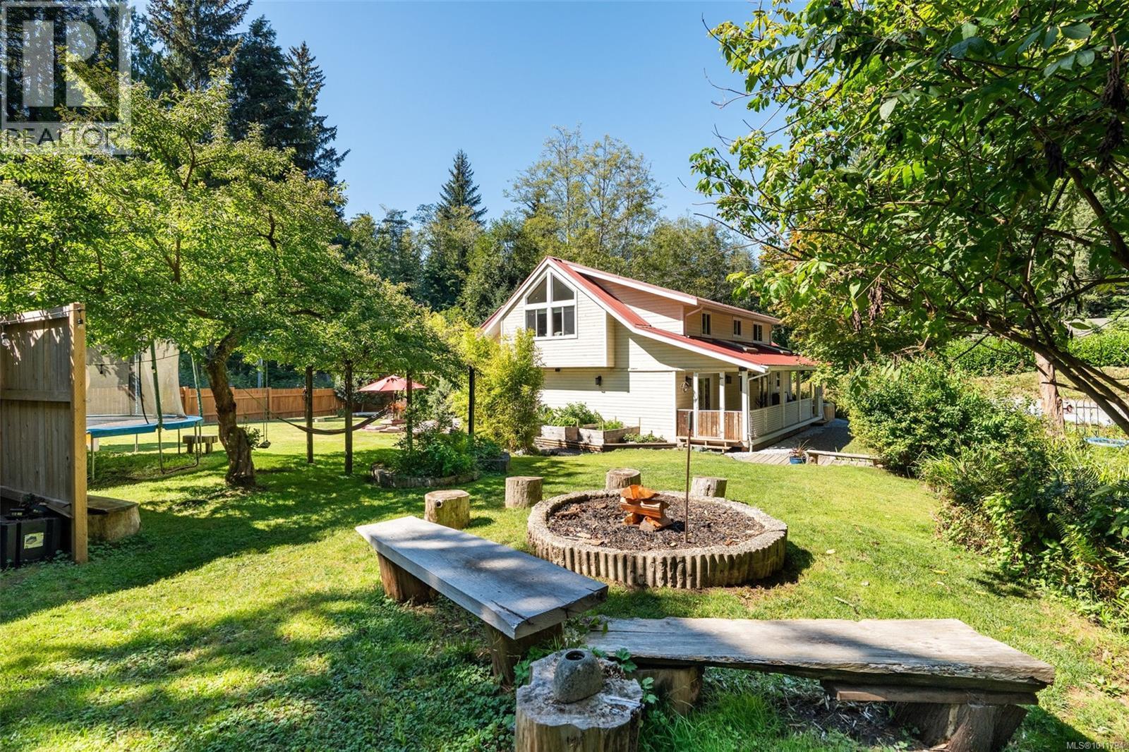 2845 Woodhaven Rd, Sooke