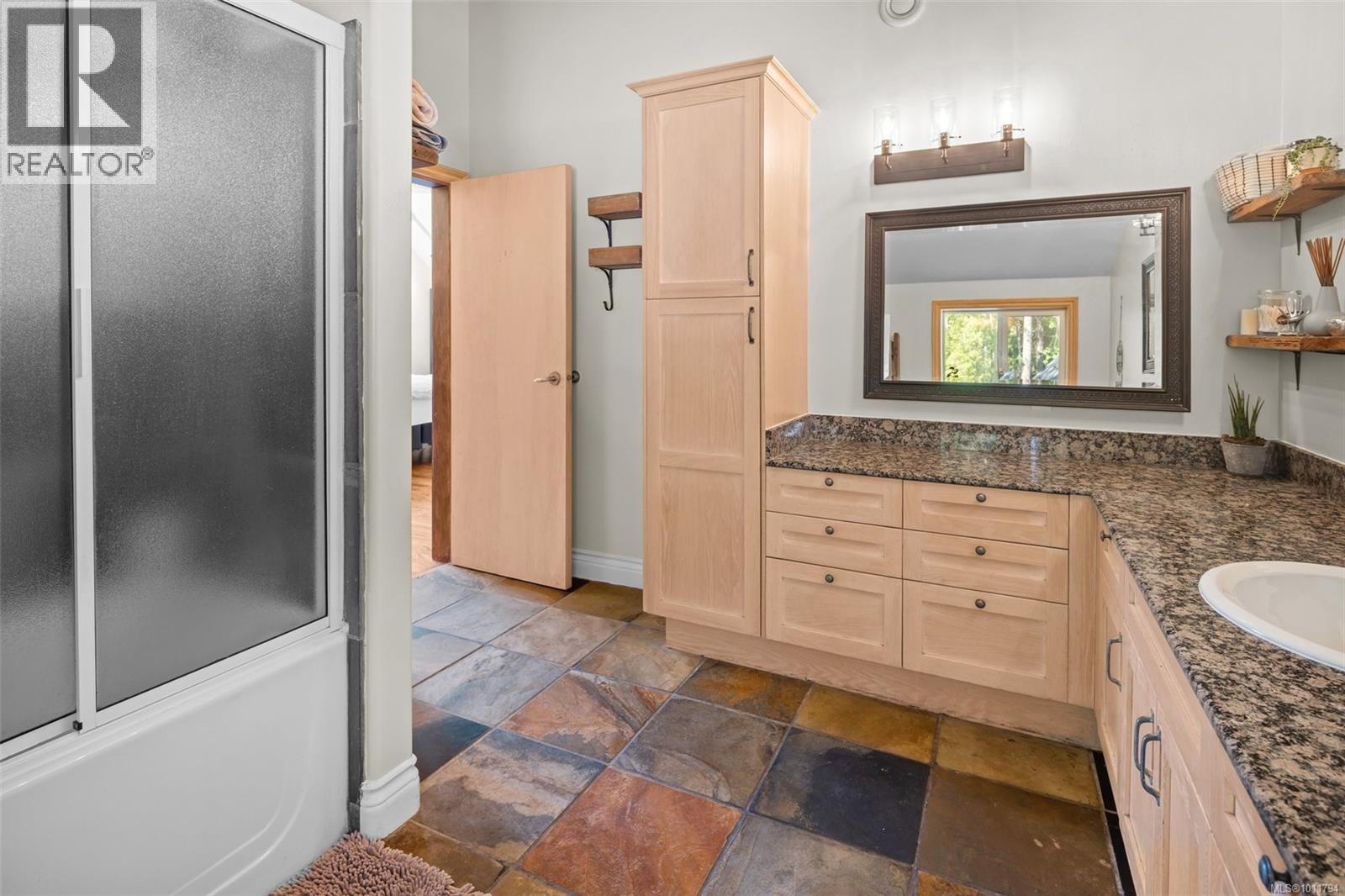 2845 Woodhaven Rd, Sooke