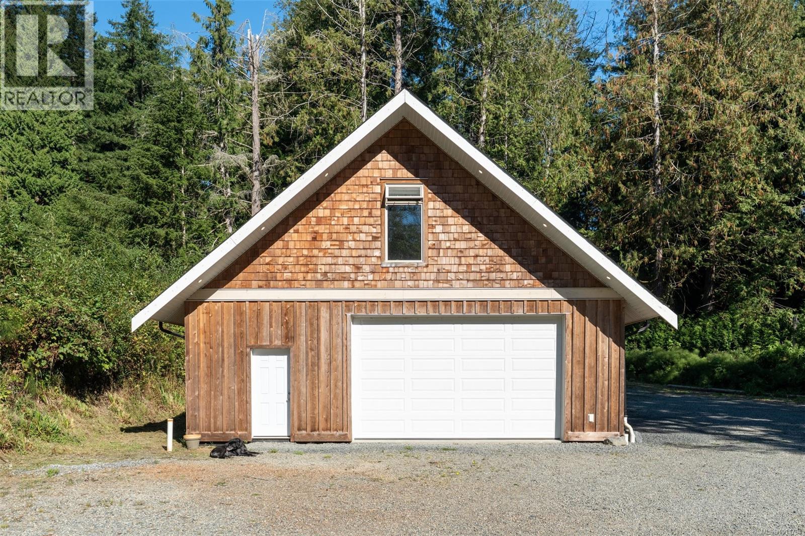 2845 Woodhaven Rd, Sooke