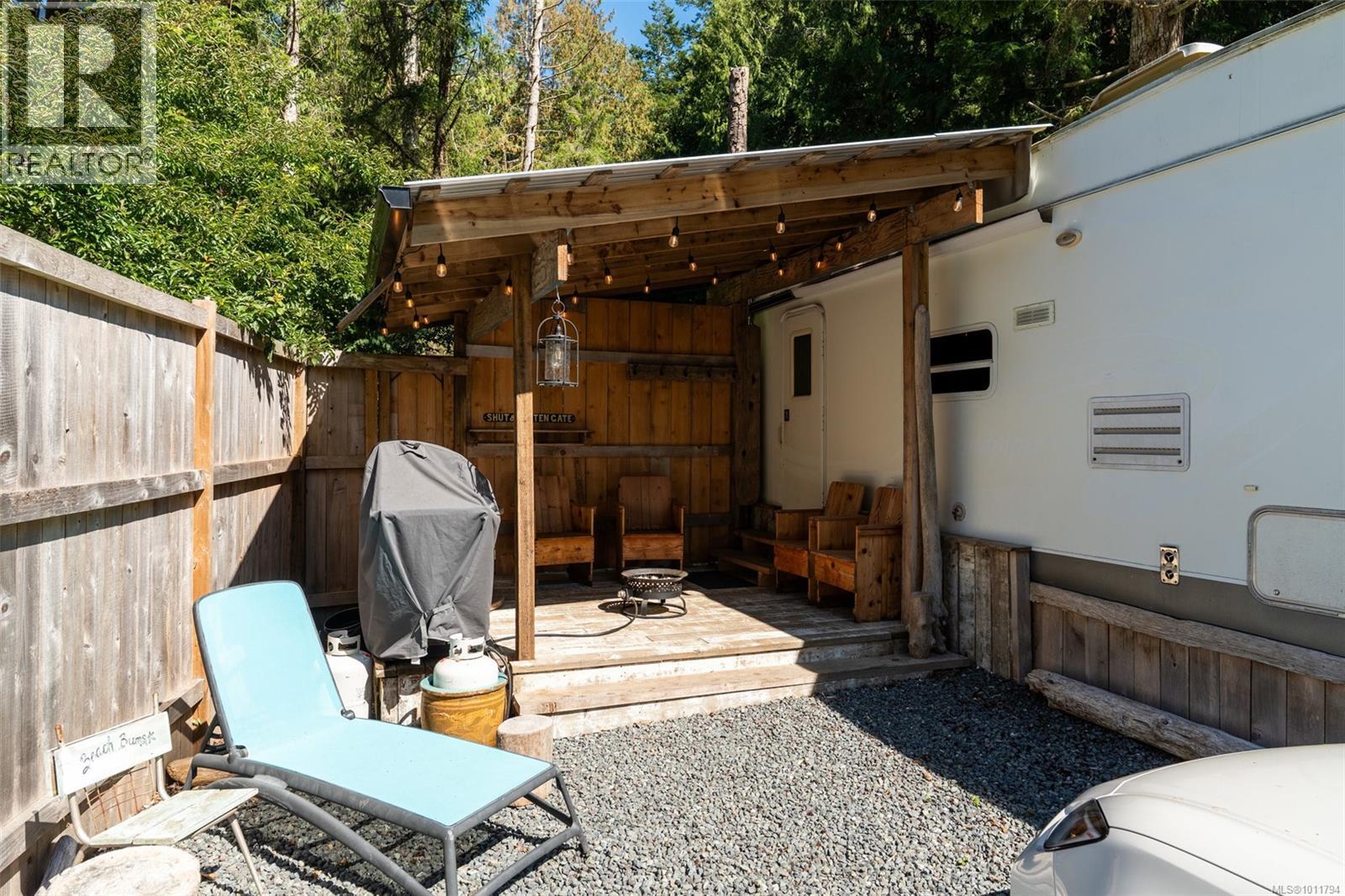 2845 Woodhaven Rd, Sooke