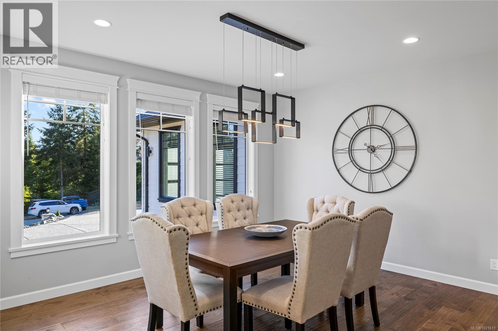 6127 Chase Dr, Port Alberni