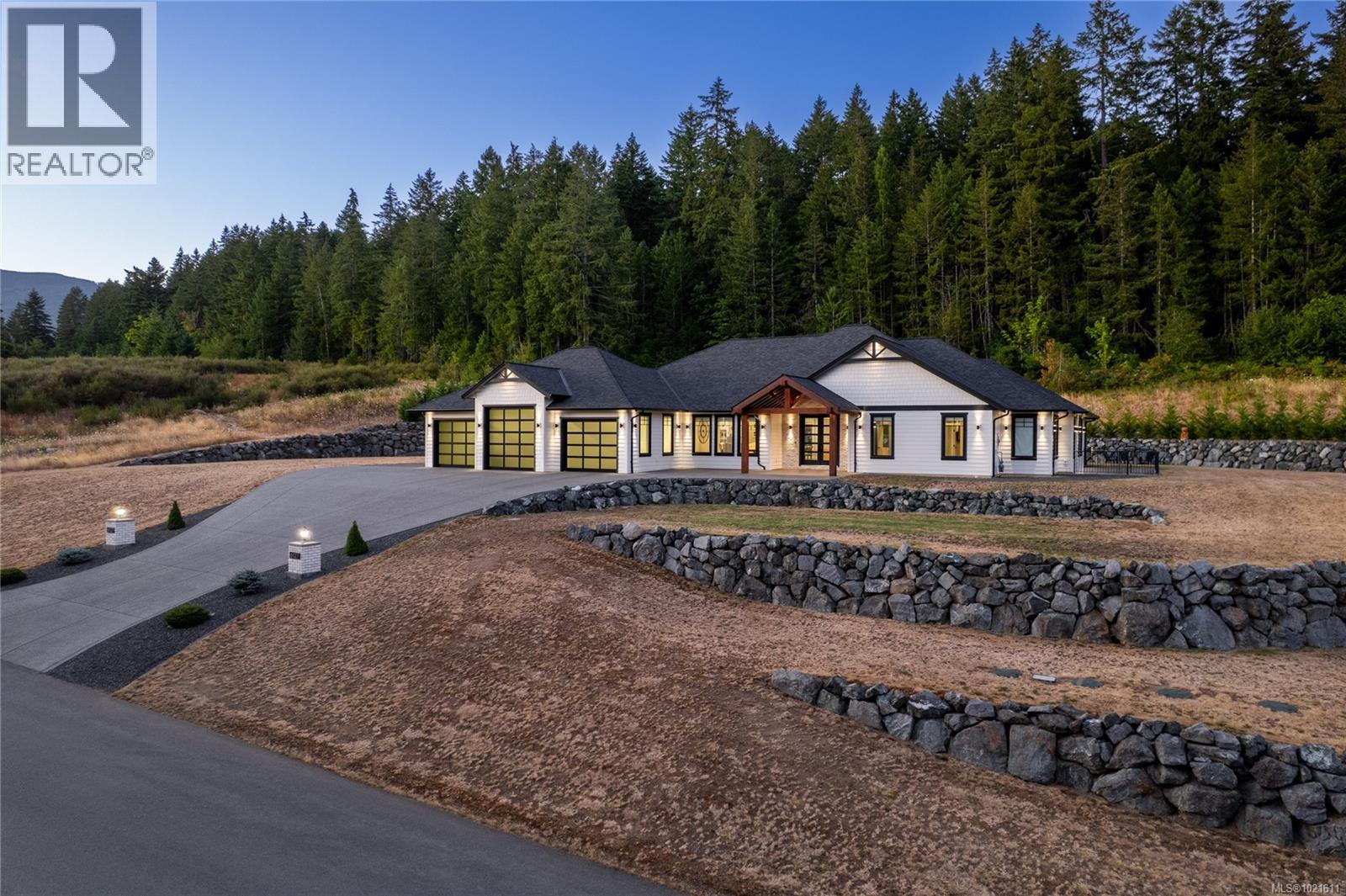 6127 Chase Dr, Port Alberni