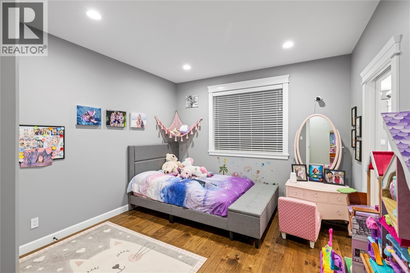 6127 Chase Dr, Port Alberni