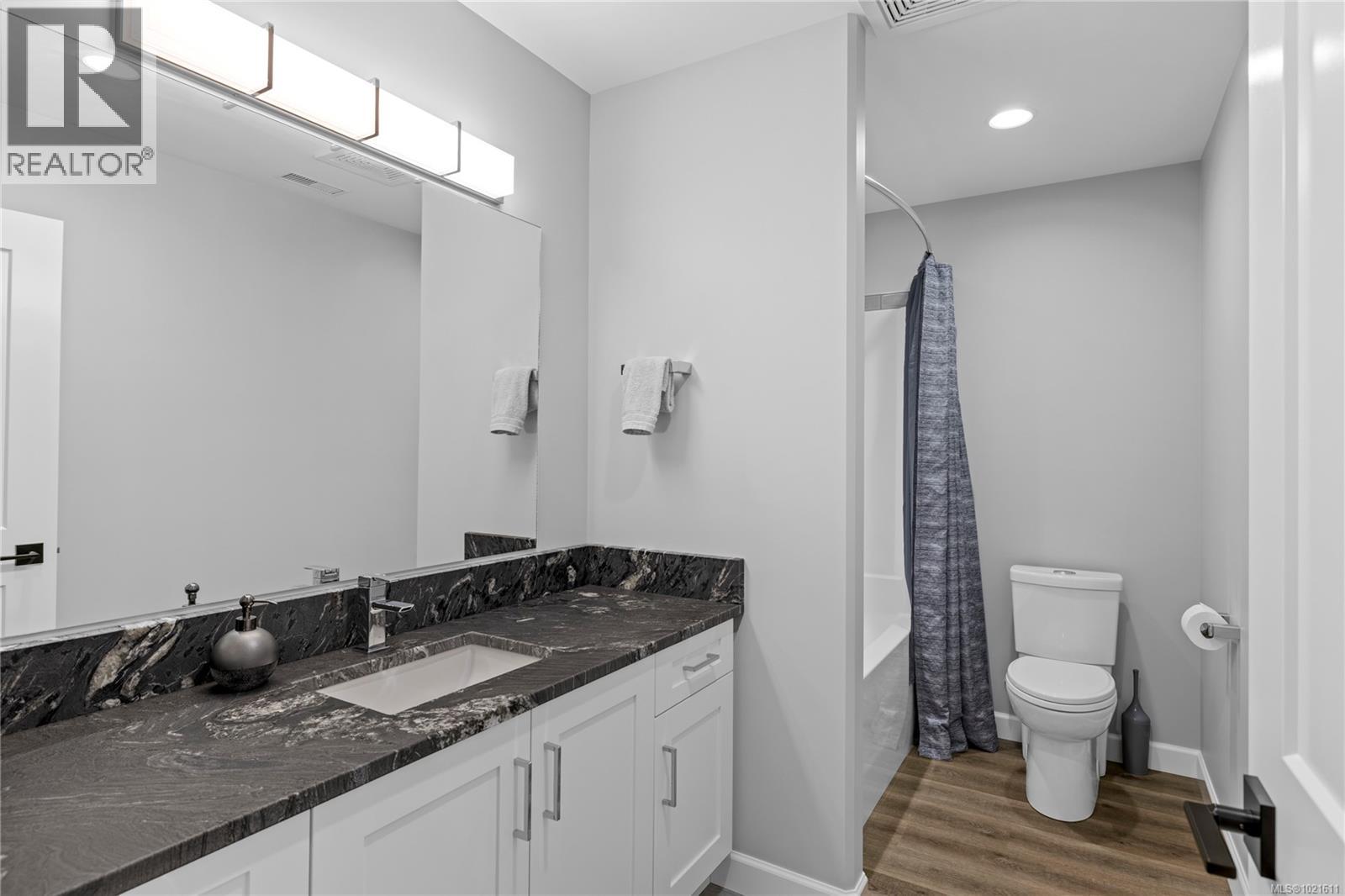 6127 Chase Dr, Port Alberni