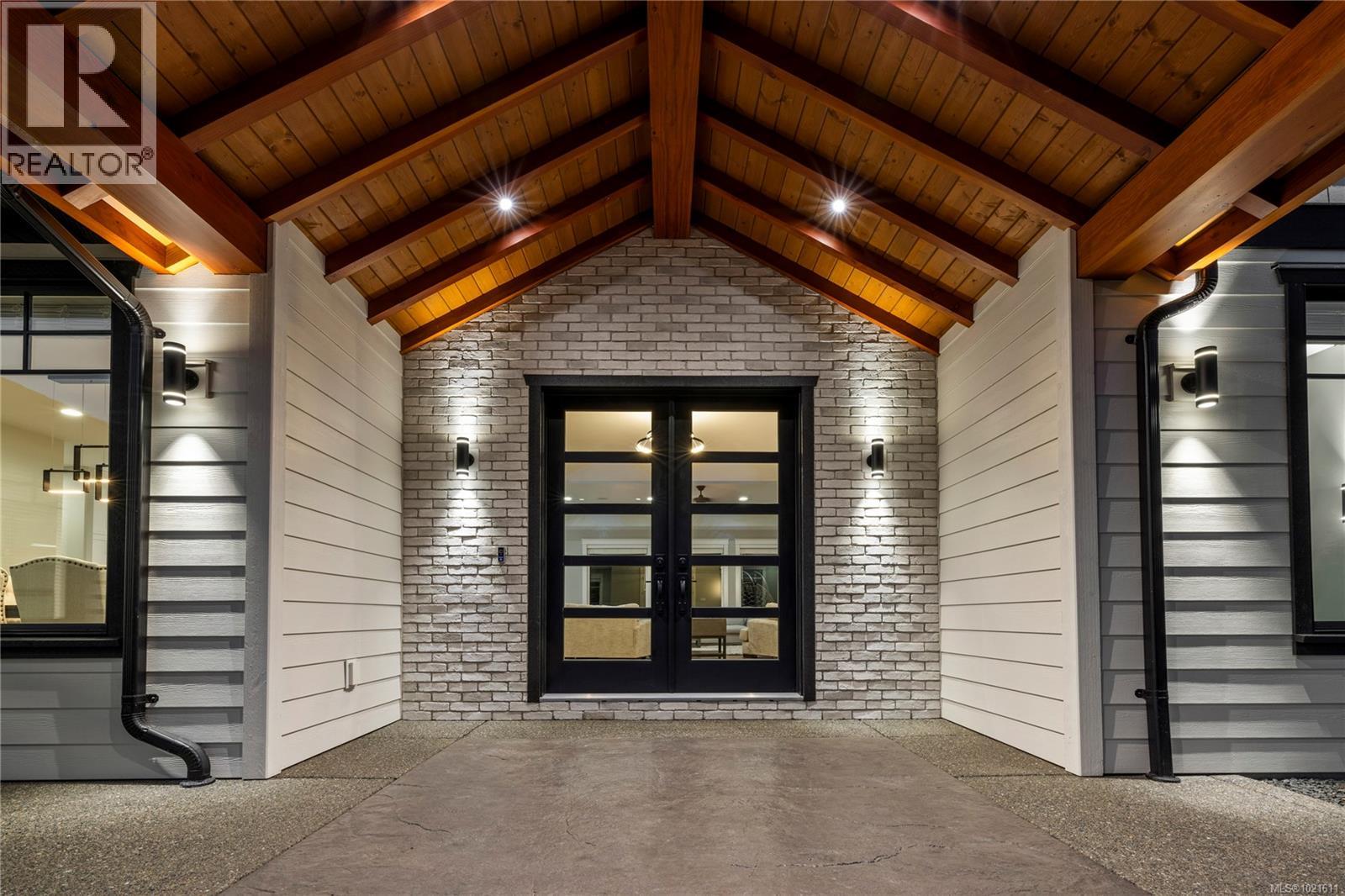 6127 Chase Dr, Port Alberni