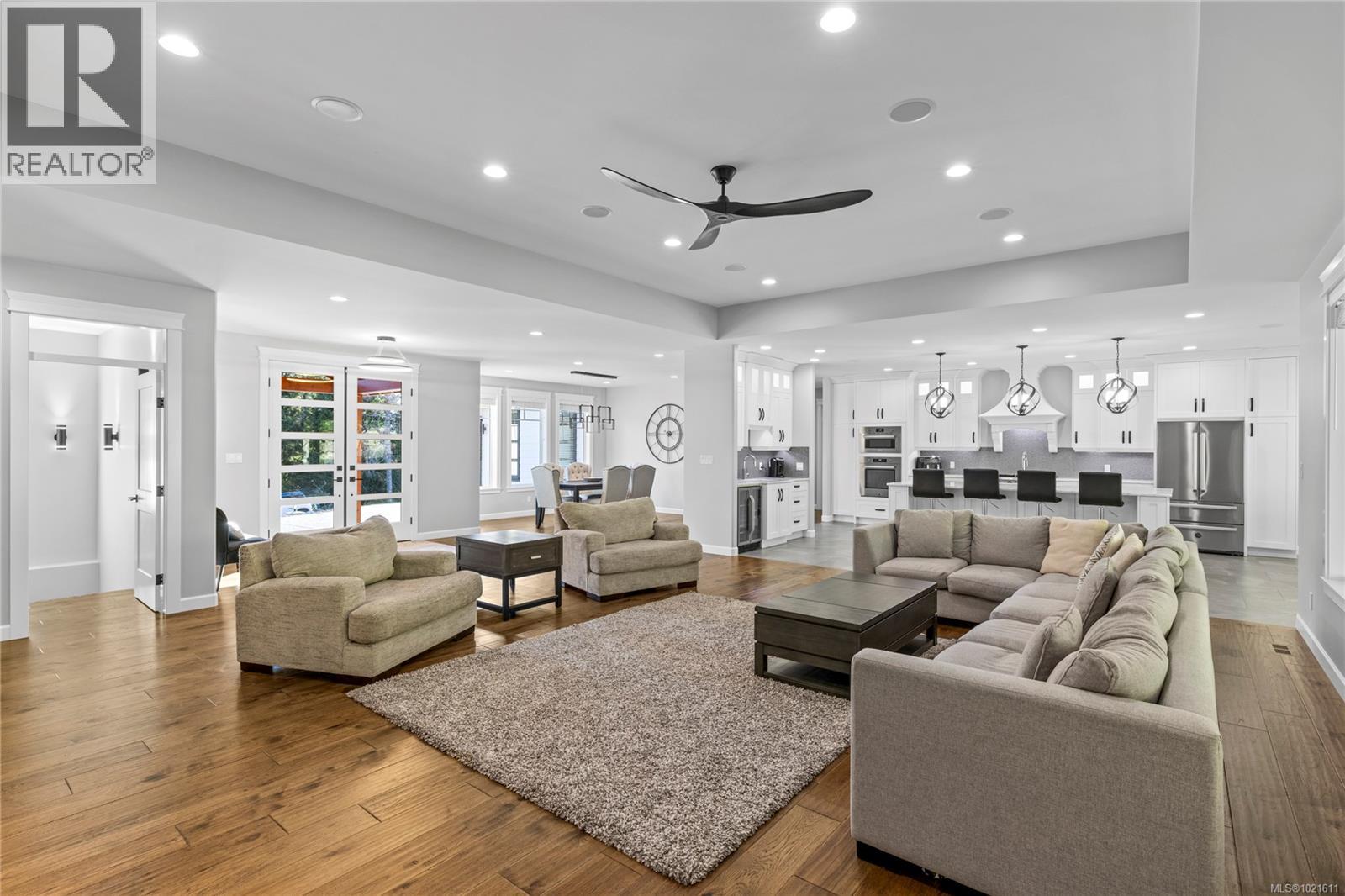 6127 Chase Dr, Port Alberni