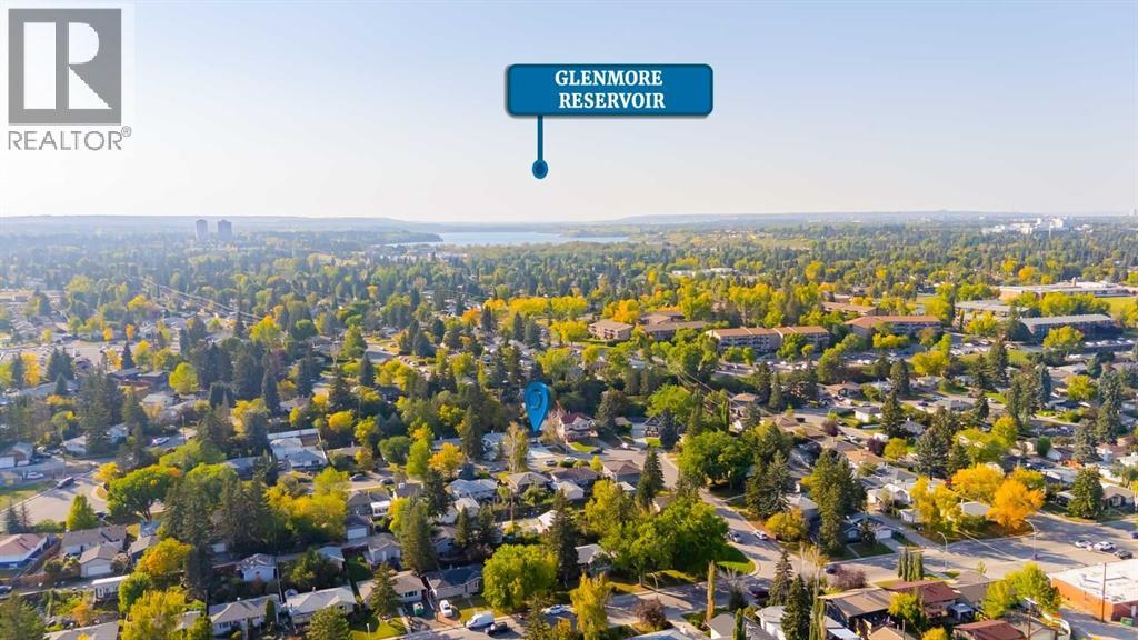 Single Family House Bungalow for Sale in  Henefer Road SW Haysboro Calgary 