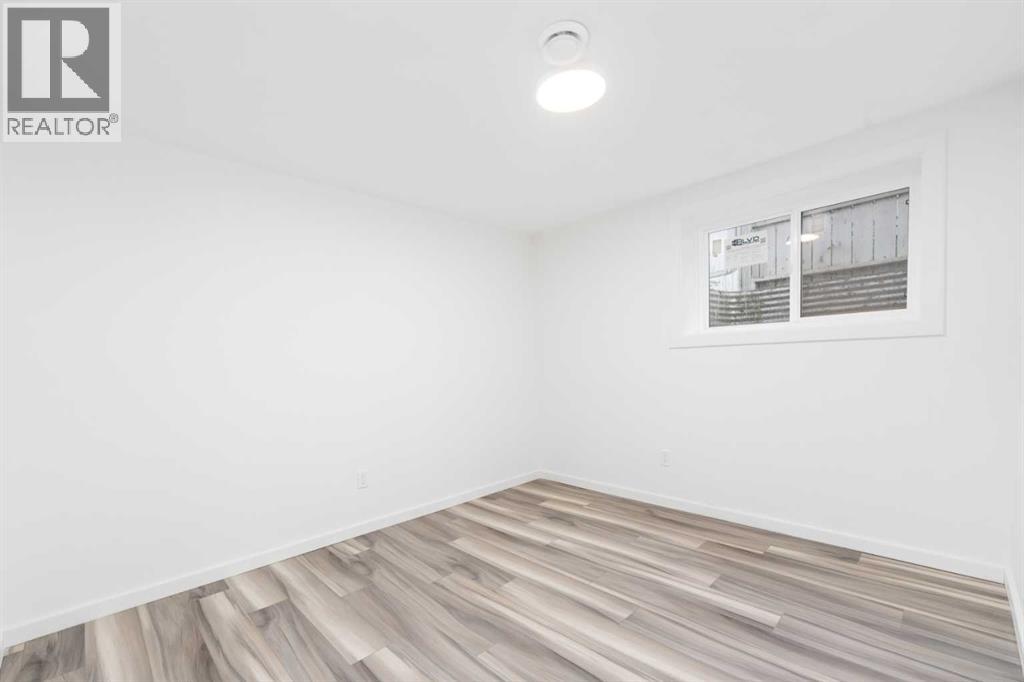 Single Family House Bungalow for Sale in  Henefer Road SW Haysboro Calgary 