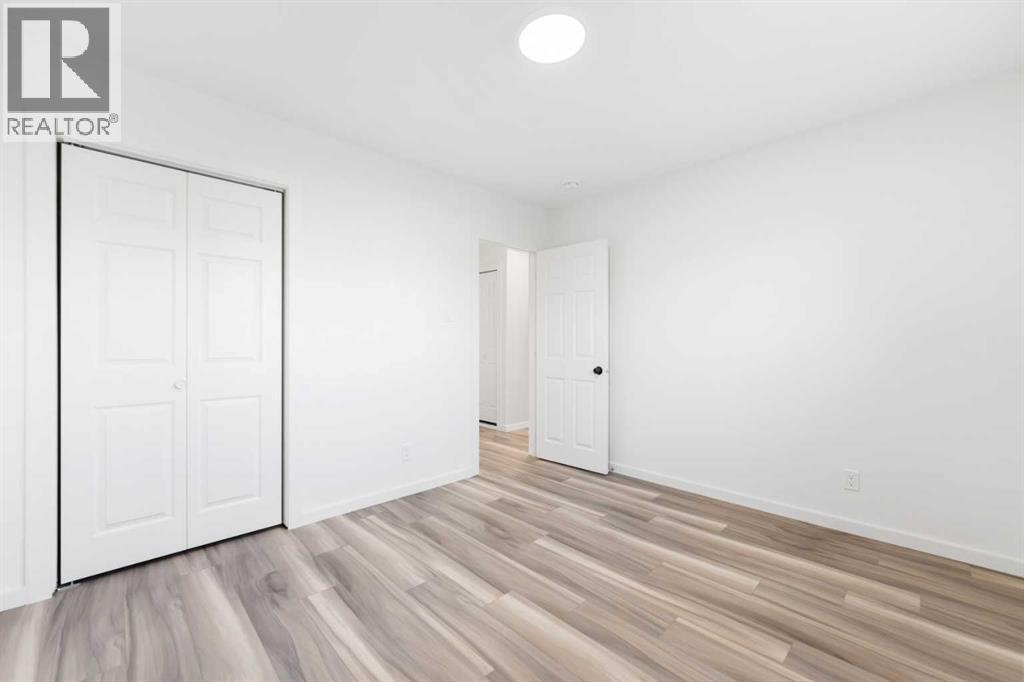 Single Family House Bungalow for Sale in  Henefer Road SW Haysboro Calgary 