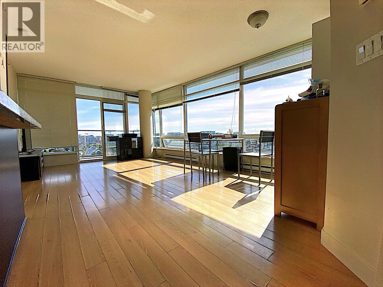 #1605-8288 LANSDOWNE Road, Richmond