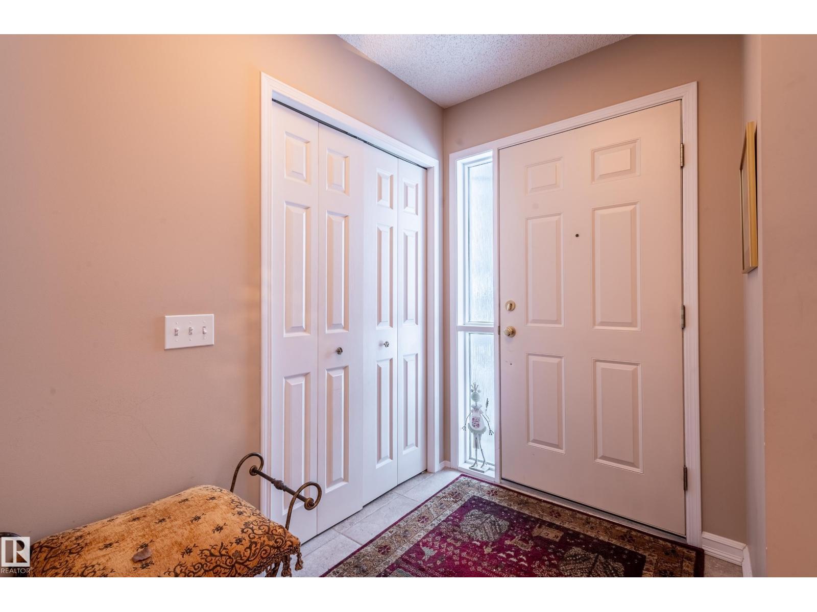 31 HARWOOD DR, St. Albert