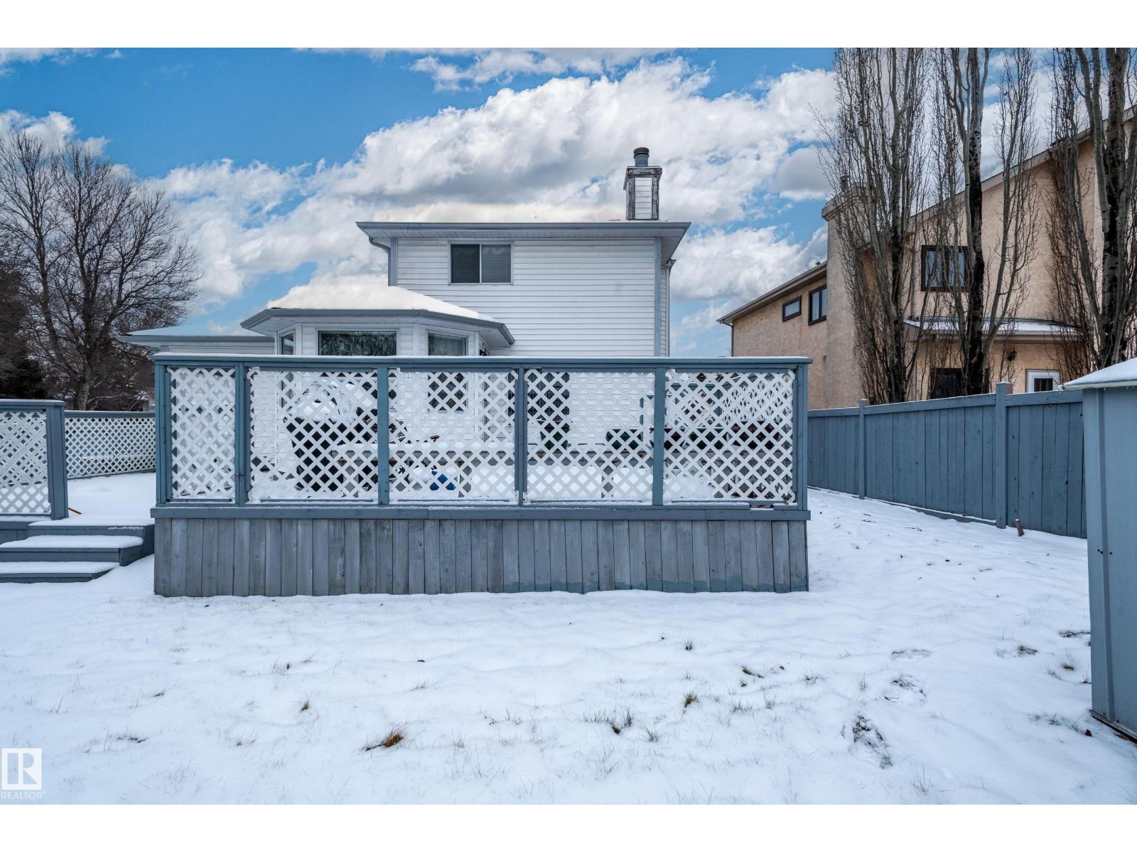 31 HARWOOD DR, St. Albert
