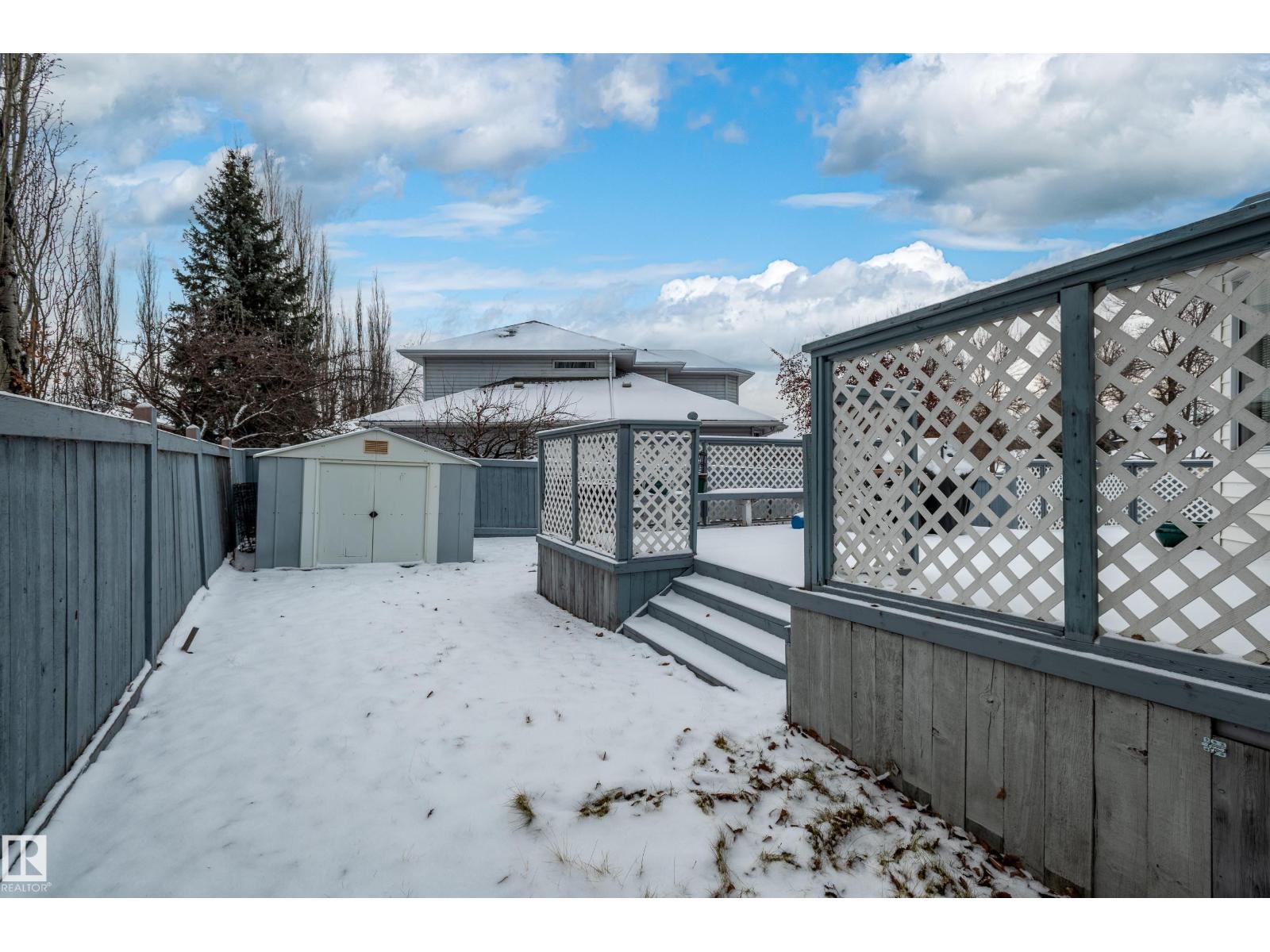 31 HARWOOD DR, St. Albert