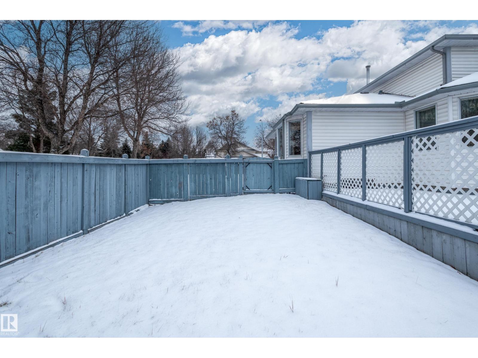 31 HARWOOD DR, St. Albert