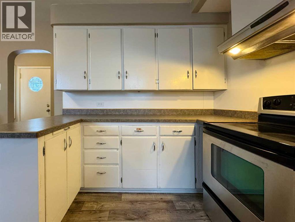 Single Family House Bungalow for Sale in   Street S Glendale Lethbridge 