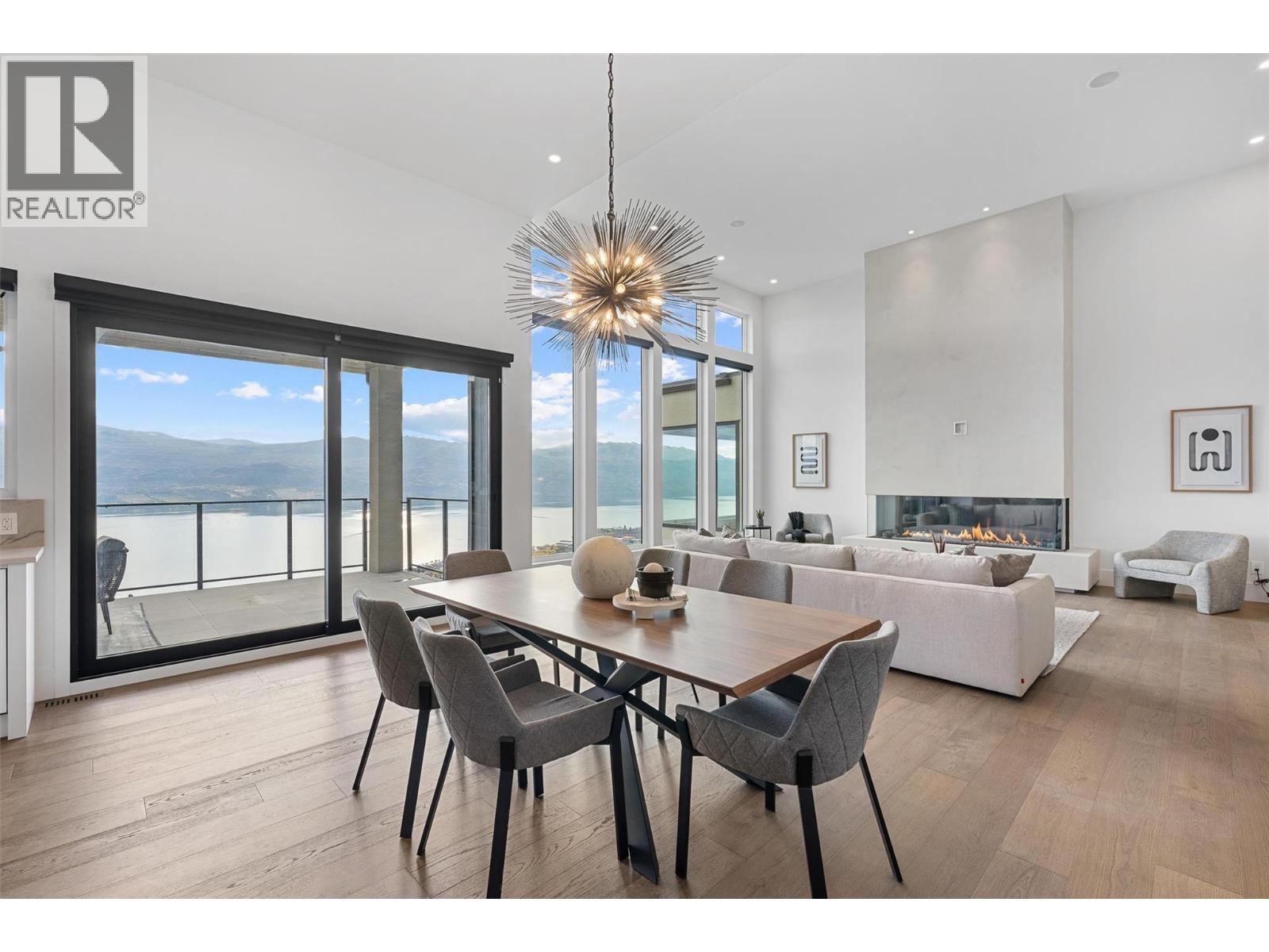  1363 Vineyard Drive, West Kelowna