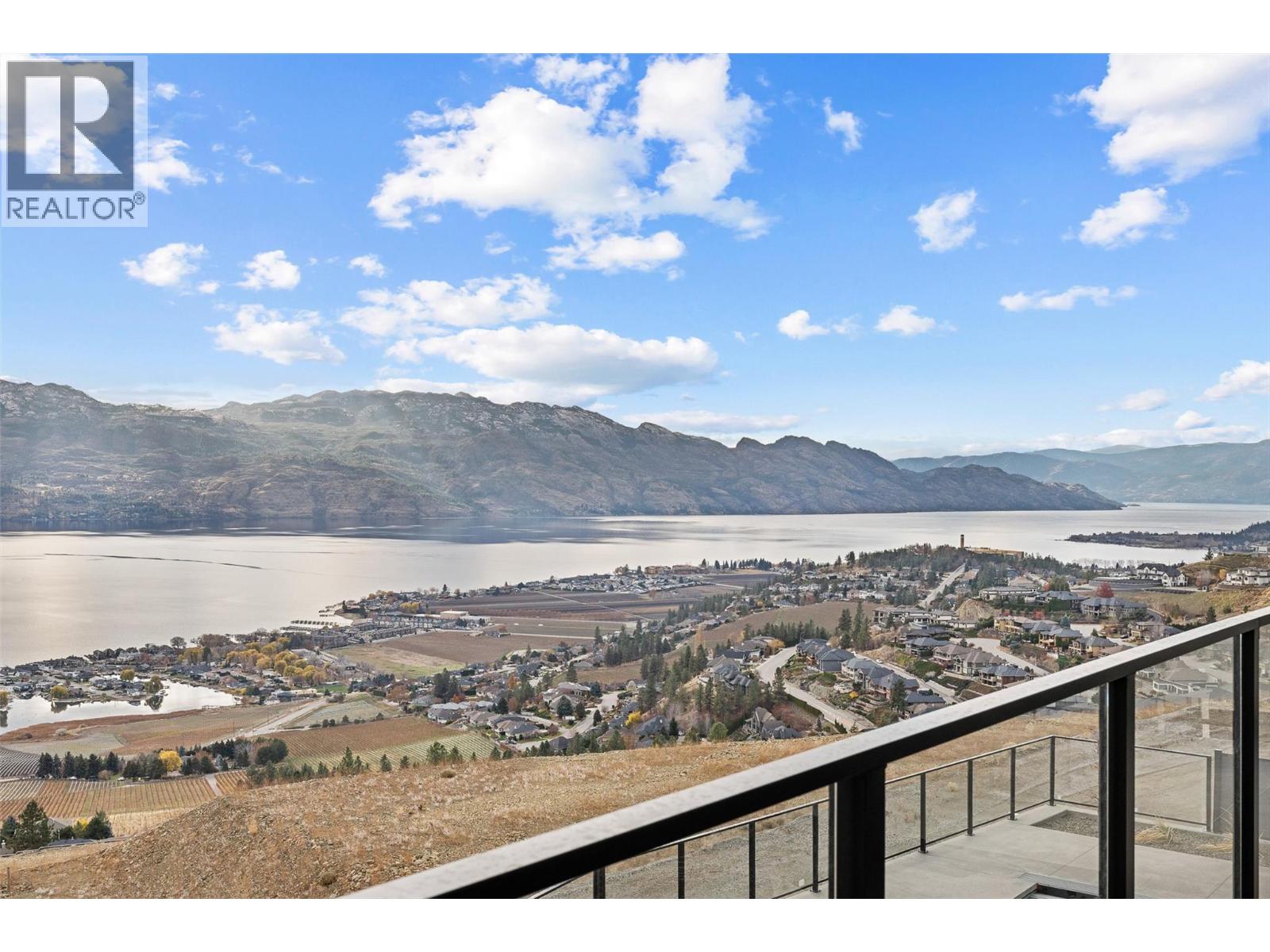  1363 Vineyard Drive, West Kelowna