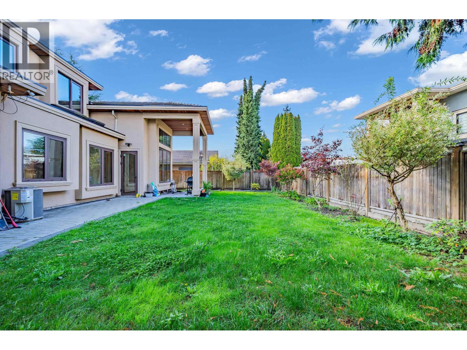 4691 FOXGLOVE Crescent, Richmond