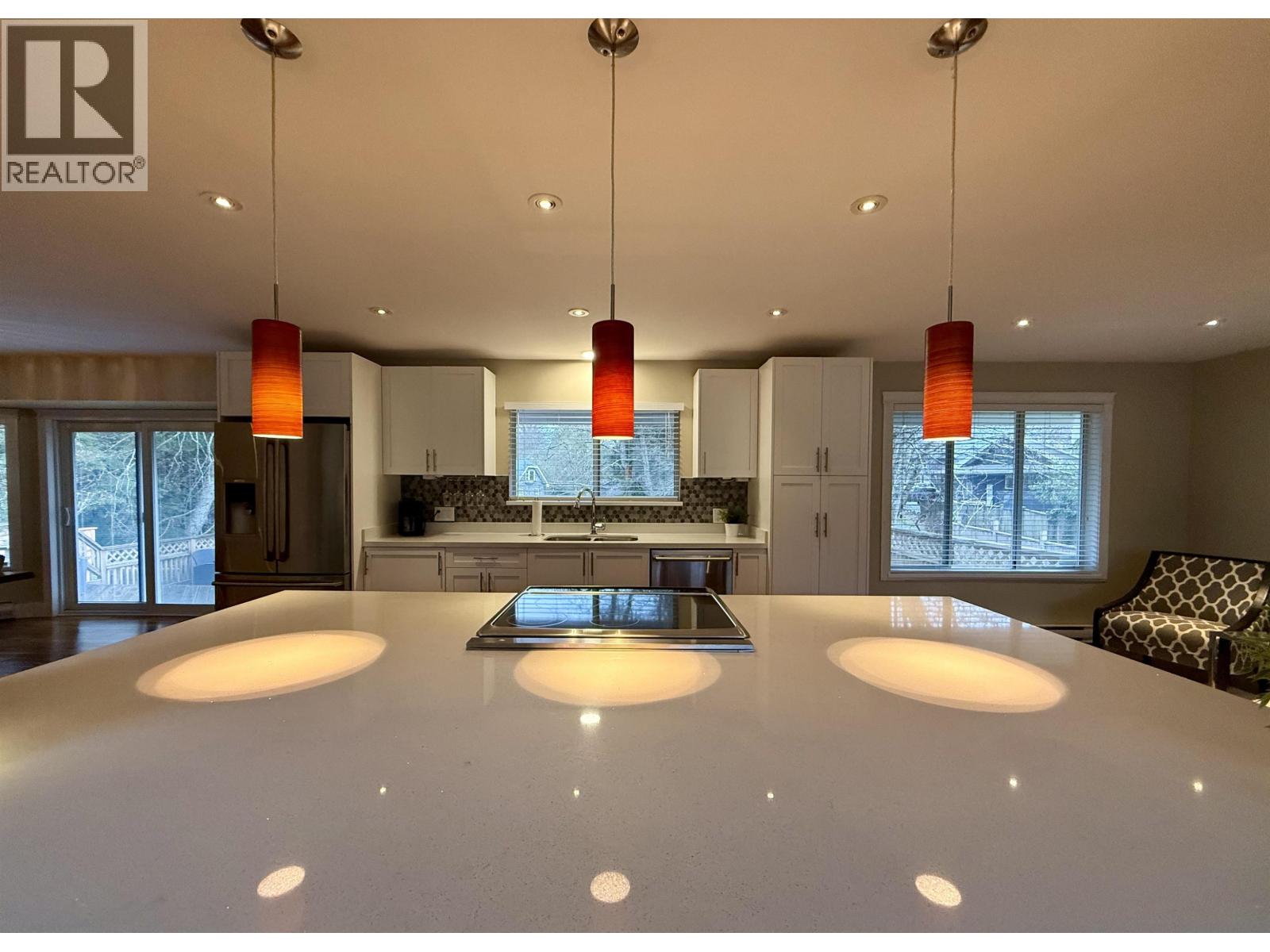 1510 MACDONALD PLACE, Squamish