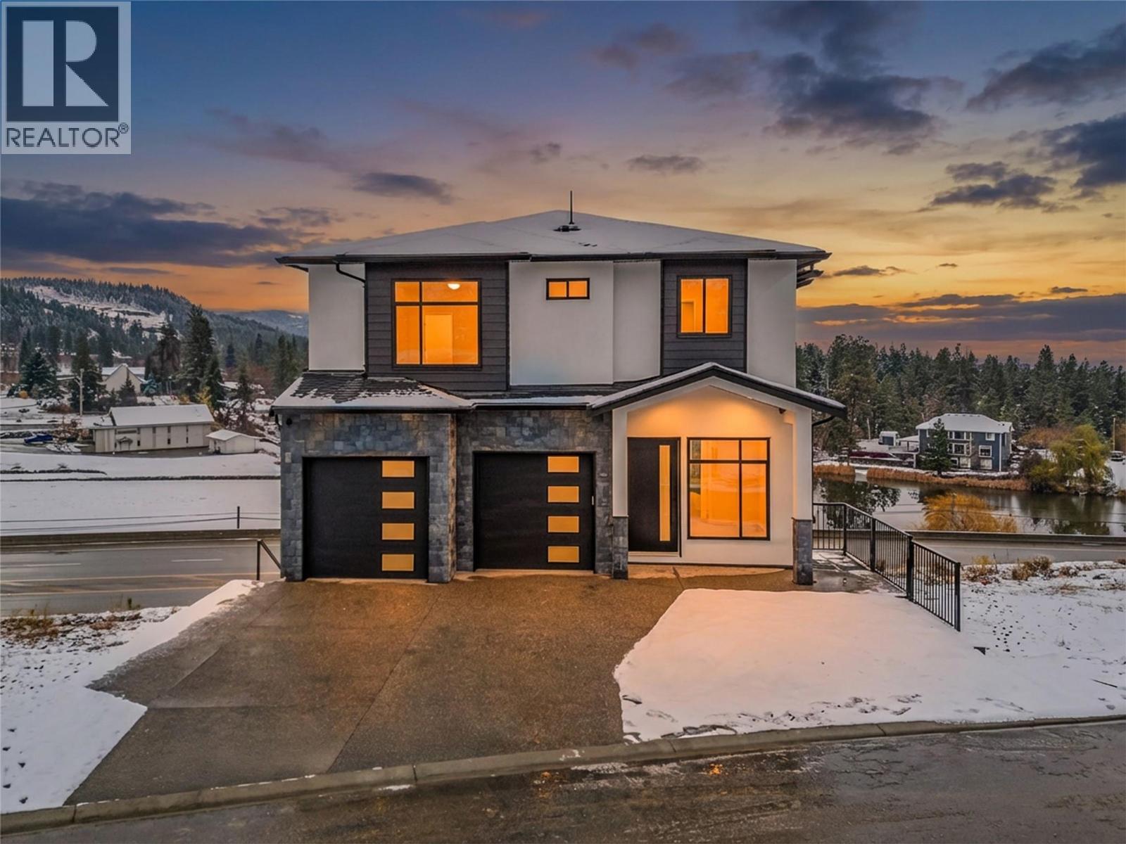  1136 Hume Avenue, Kelowna