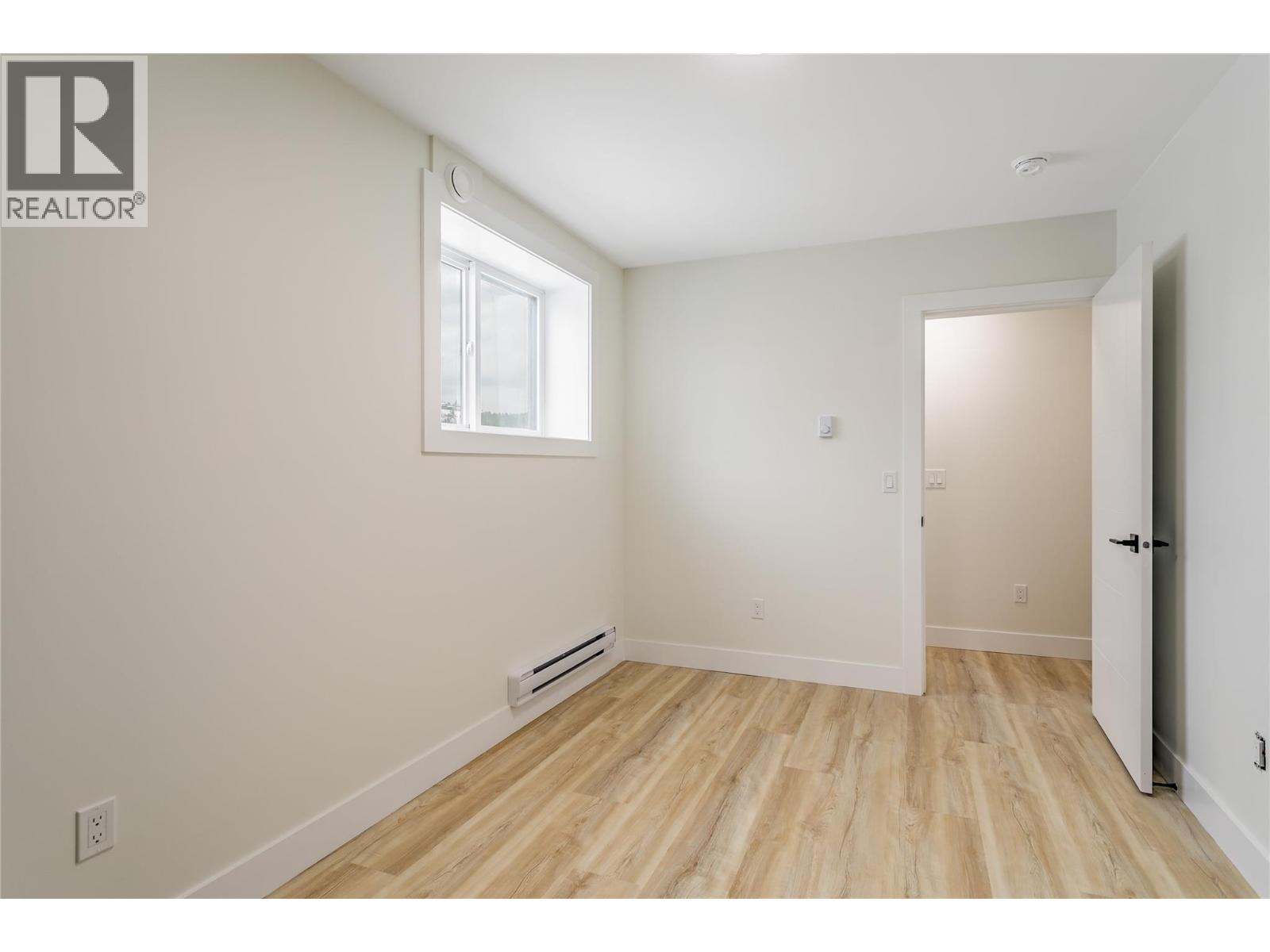  1136 Hume Avenue, Kelowna