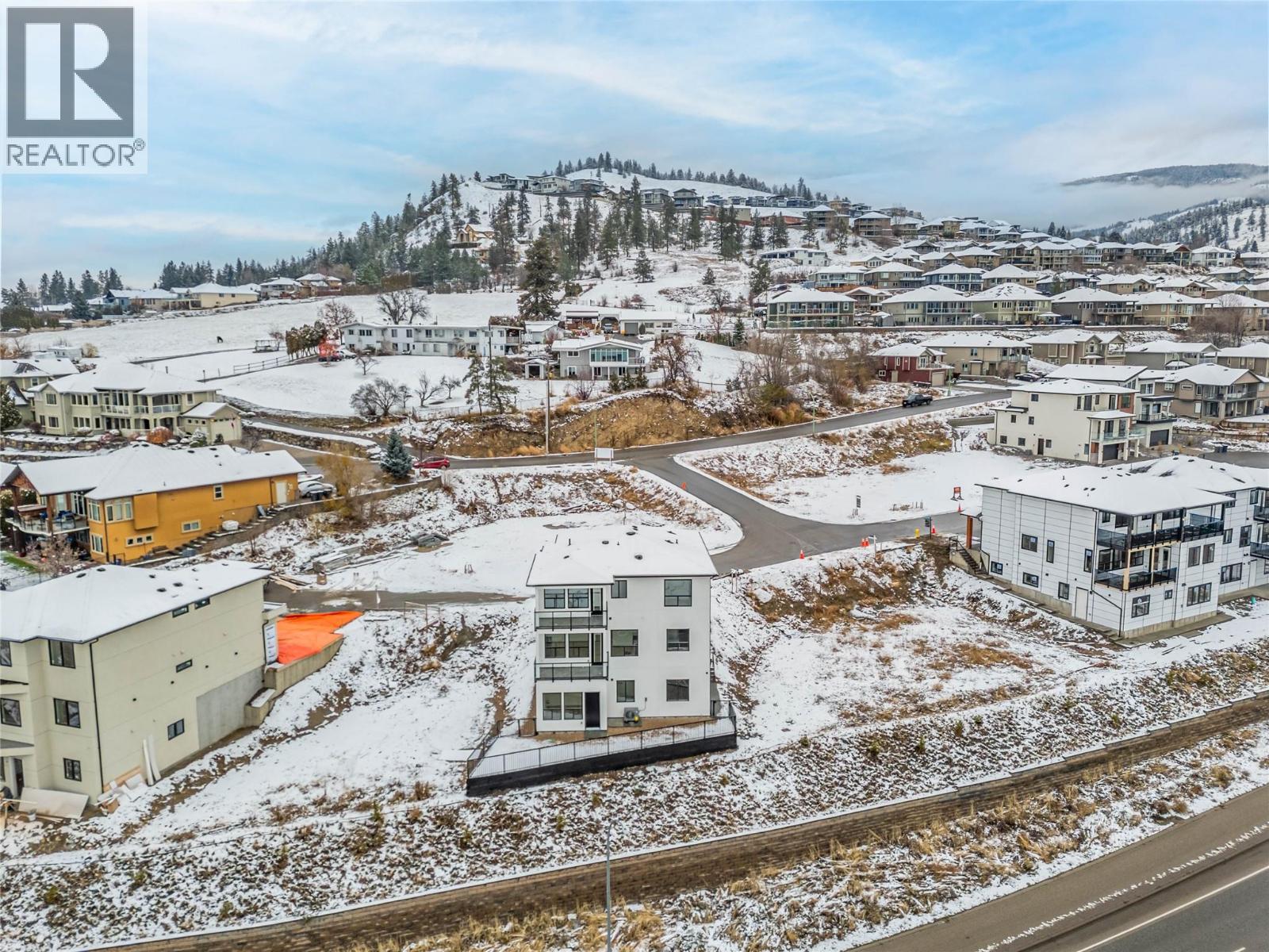  1136 Hume Avenue, Kelowna