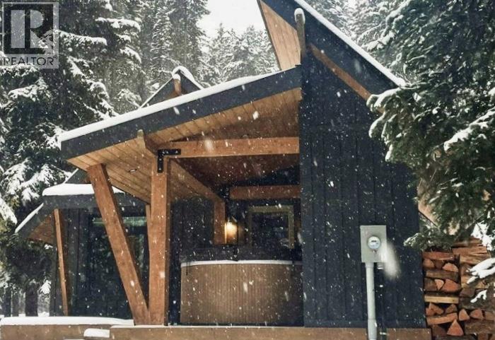 1166 APEX MOUNTAIN Road, Penticton